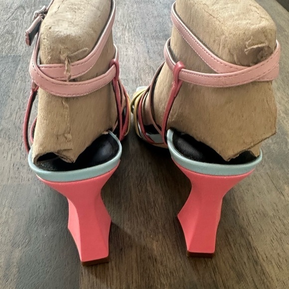 Marc Fisher Measel Pump Brand New - Picture 4 of 5